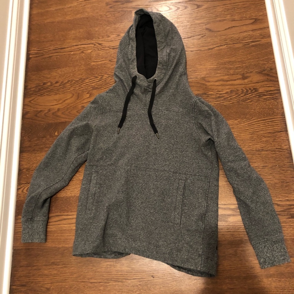 Lululemon Women’s Sweatshirt
